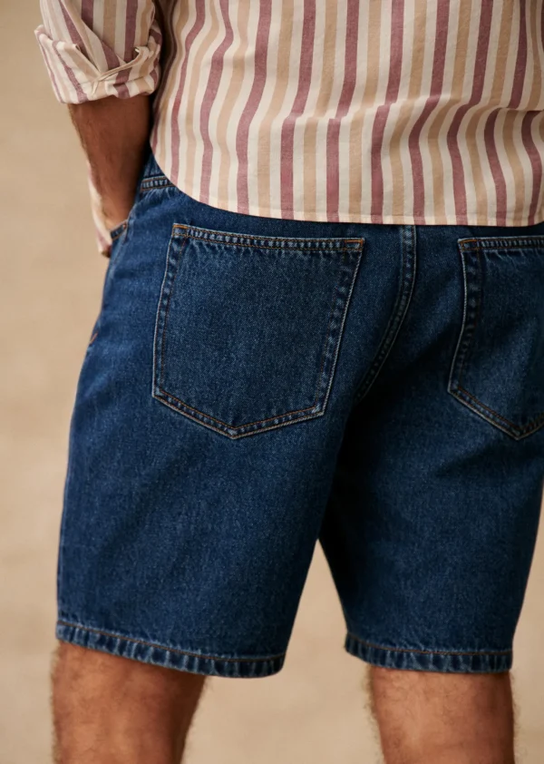 Elio Short